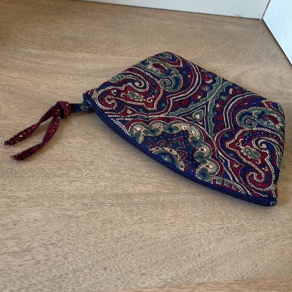 EUC Vera Bradley Vintage Retired Lined Zippered Cosmetic Pouch - Picture 3 of 5